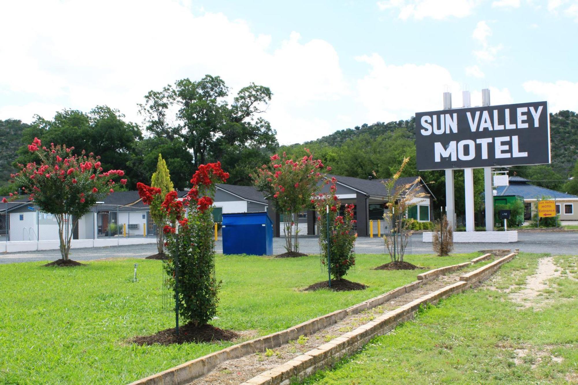 Sun Valley Motel Junction Exterior photo