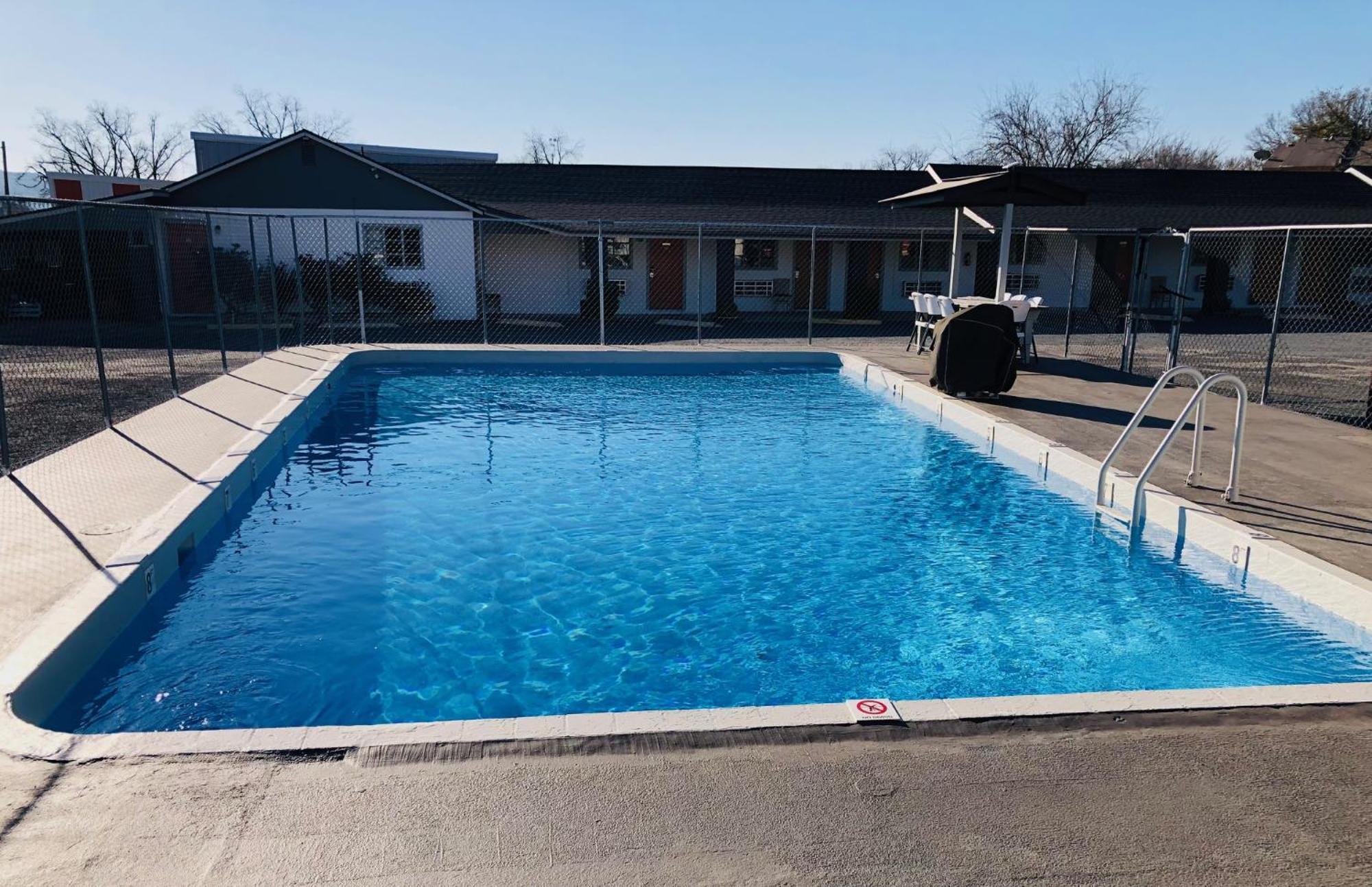 Sun Valley Motel Junction Exterior photo